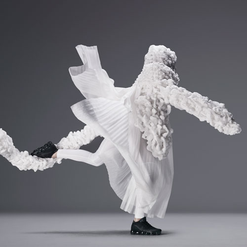 Design Dispatch March 24, 2017 SURFACE