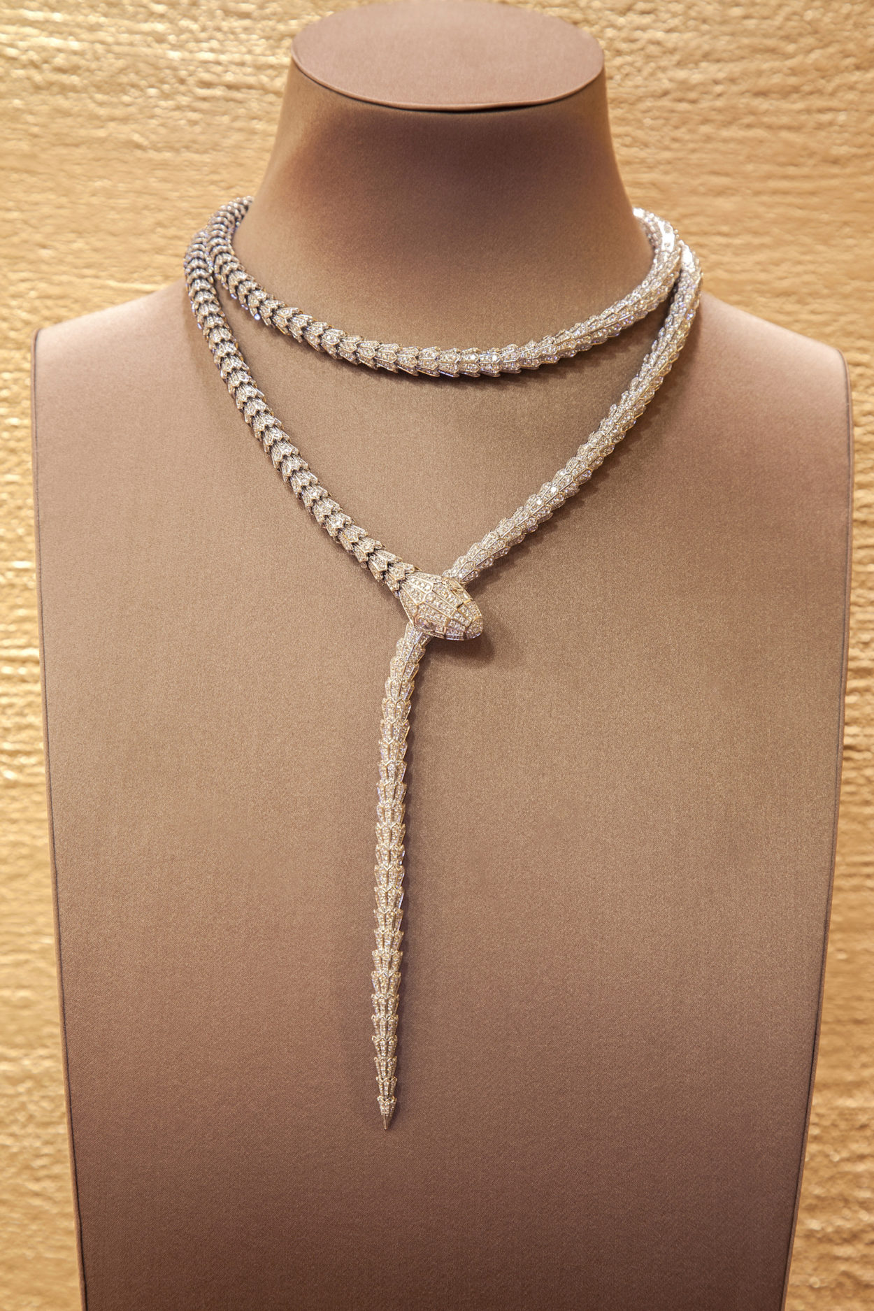 how much is bulgari serpenti necklace