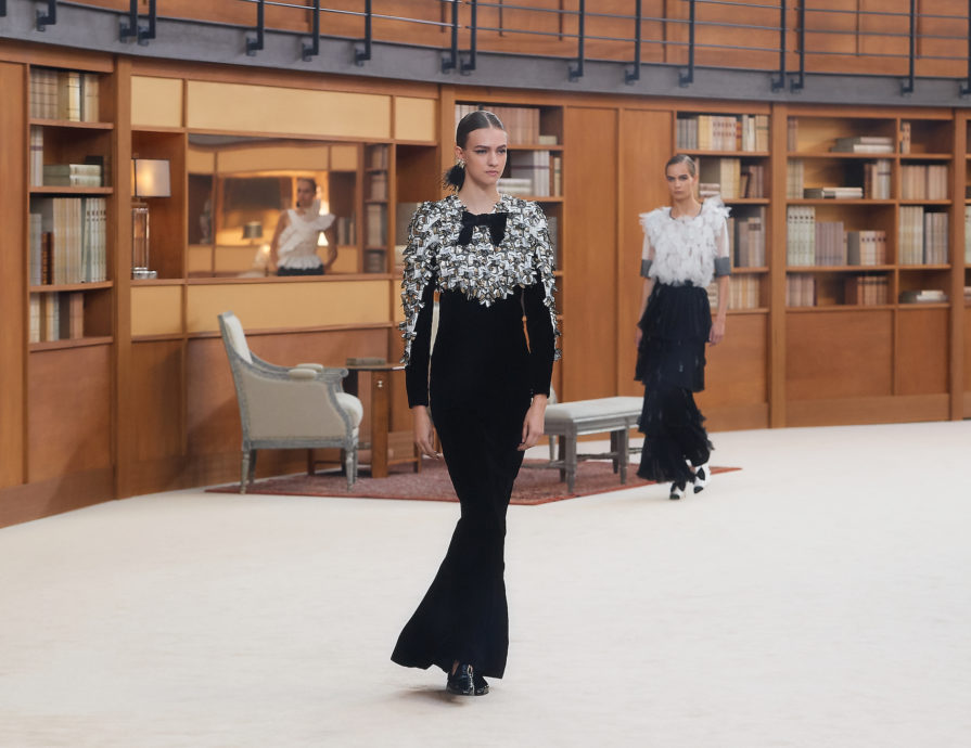 Chanel Couture Fall 2019 at Paris Fashion Week – SURFACE