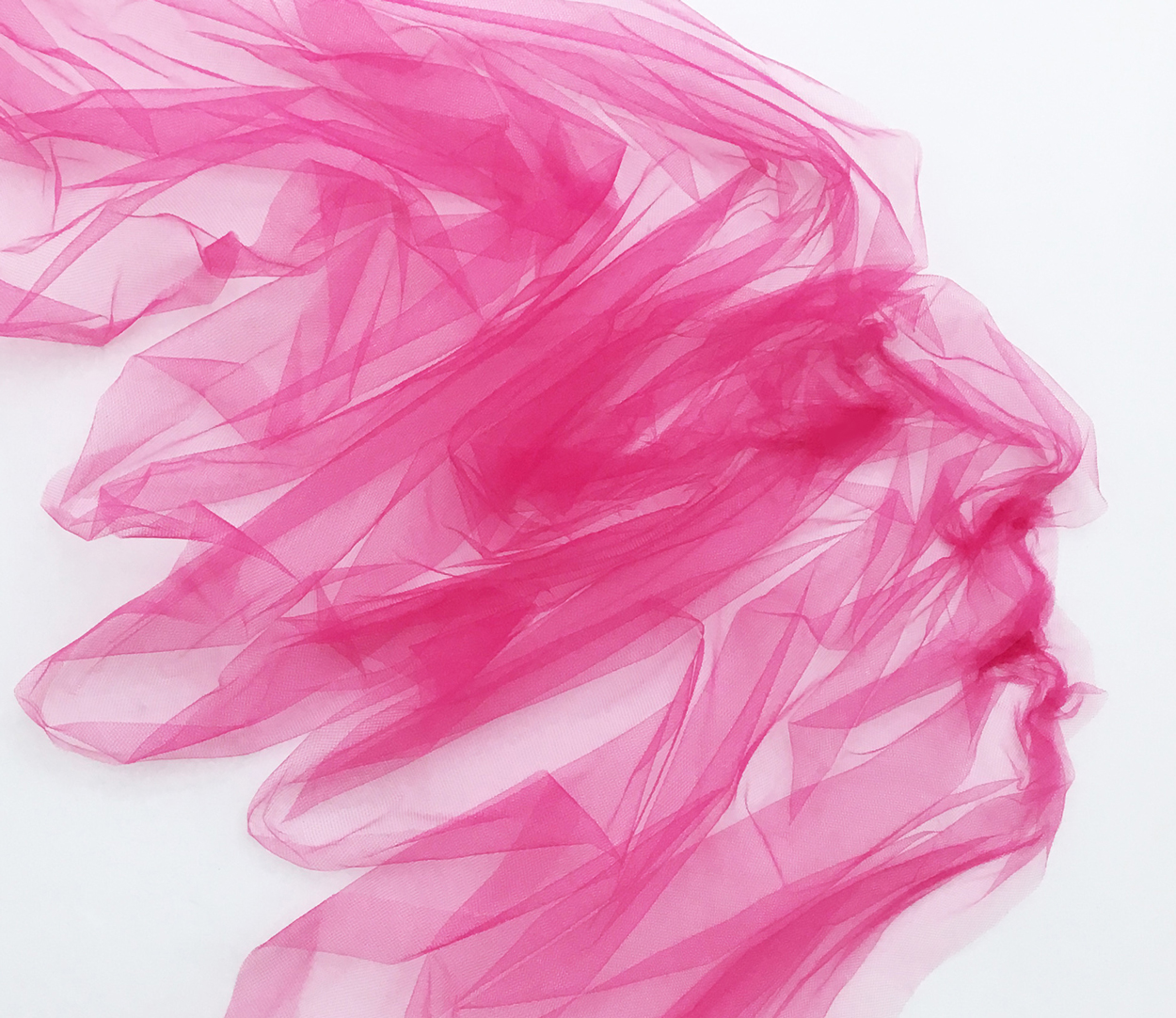 Benjamin Shine Sculpts Feminine Faces Out of Tulle – SURFACE
