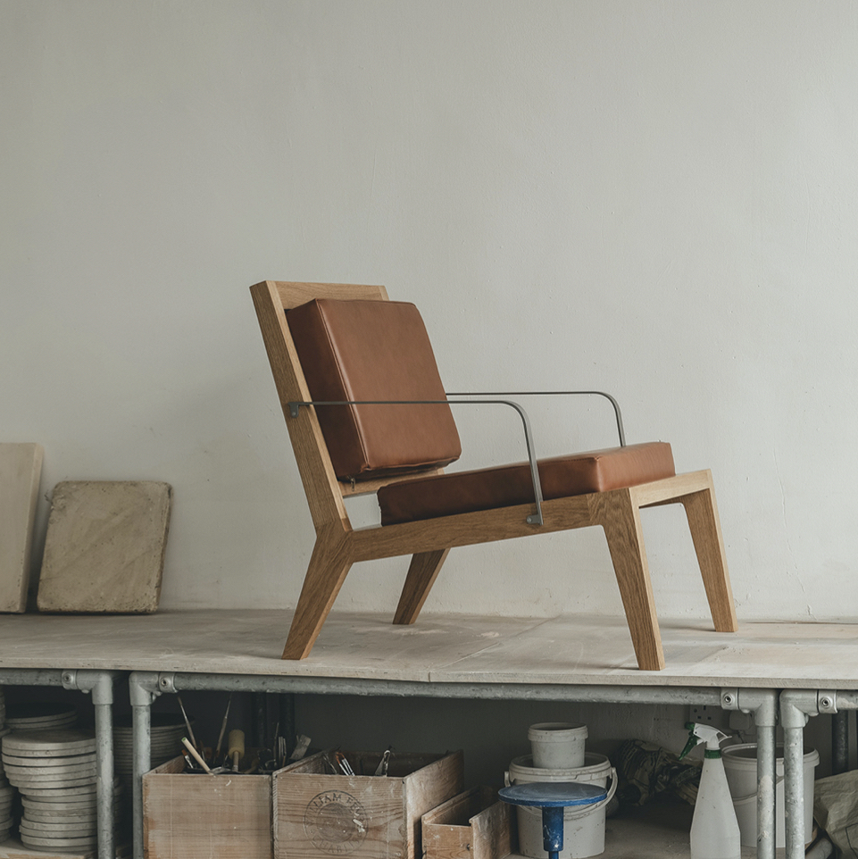 A Group of Glasgow Designers Make the Ultimate Lounge Chair – SURFACE